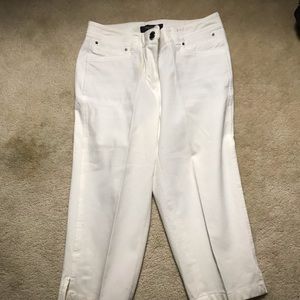 Capris size 0 brand MAKE A BUNDLE OFFER 4 MOR $